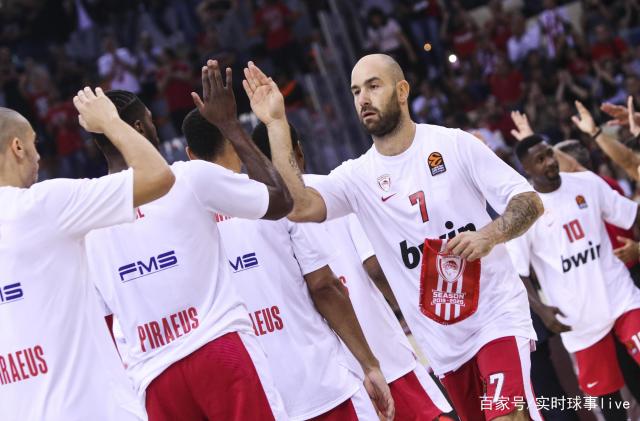 回到